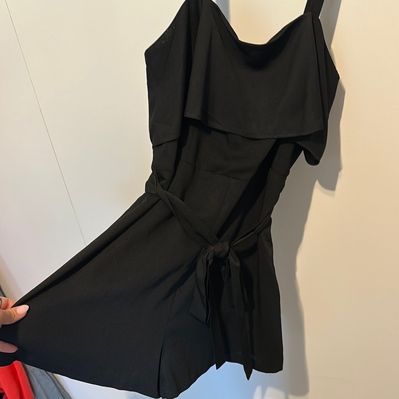 EXPRESS Black Shorts Romper - Picture 2 of 3